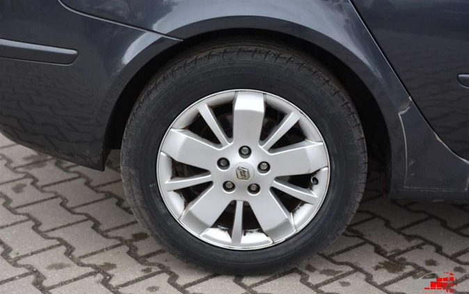 Renault Laguna cena 12900 przebieg: 214854, rok produkcji 2005 z Miasteczko Śląskie małe 326